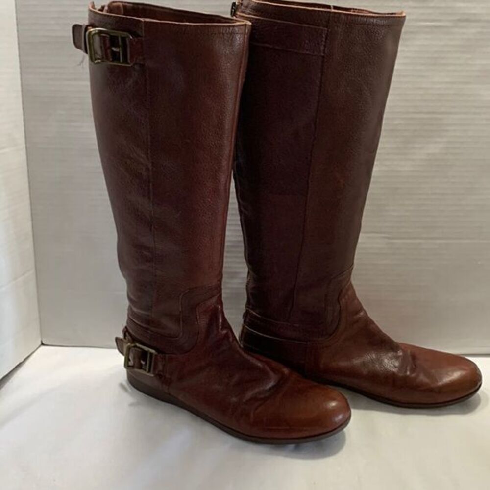 Nine West brown size 8 riding boots leather upper
